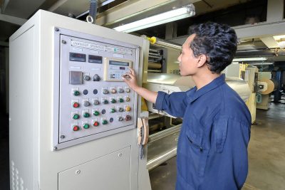 OPP Coating, Unwinder Control Panel
